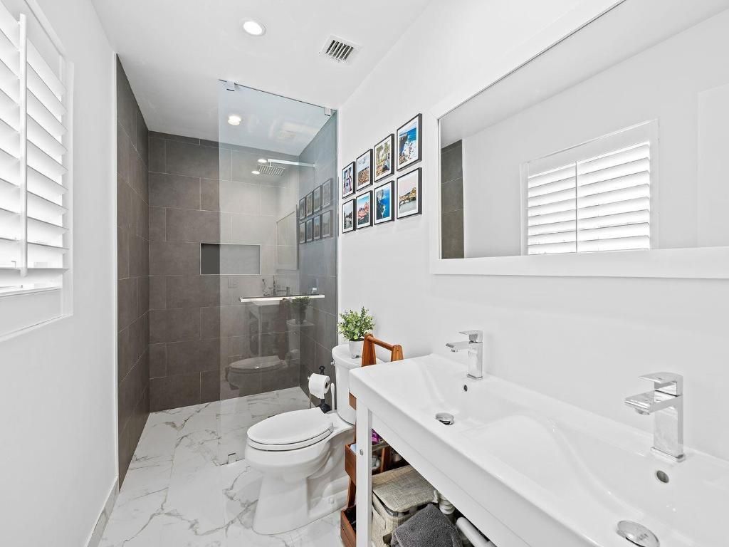 2011 NE 60th Street, Fort Lauderdale, FL 33308 Photo