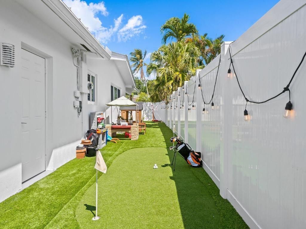 2011 NE 60th Street, Fort Lauderdale, FL 33308 Photo