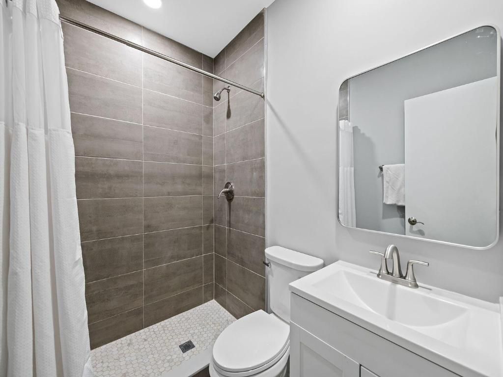 2011 NE 60th Street, Fort Lauderdale, FL 33308 Photo