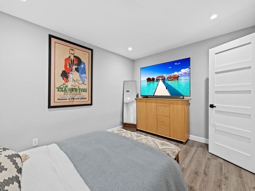 2011 NE 60th Street, Fort Lauderdale, FL 33308 Photo