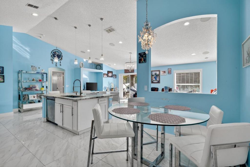 1121 SW Ivanhoe Street W, Port Saint Lucie, FL 34983 Photo