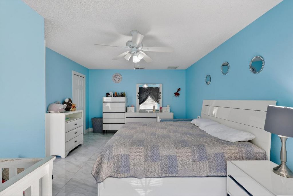 1121 SW Ivanhoe Street W, Port Saint Lucie, FL 34983 Photo