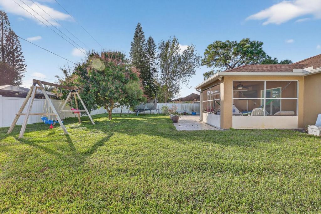 1121 SW Ivanhoe Street W, Port Saint Lucie, FL 34983 Photo