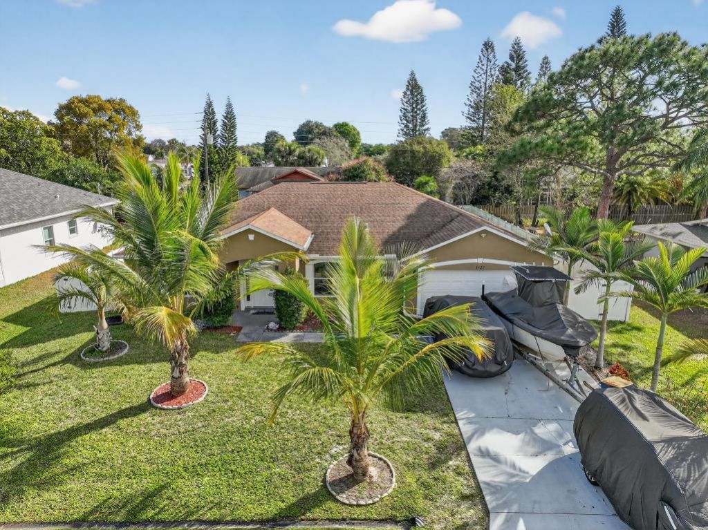 1121 SW Ivanhoe Street W, Port Saint Lucie, FL 34983 Photo