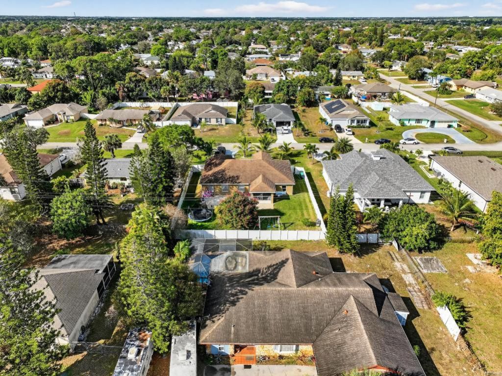 1121 SW Ivanhoe Street W, Port Saint Lucie, FL 34983 Photo