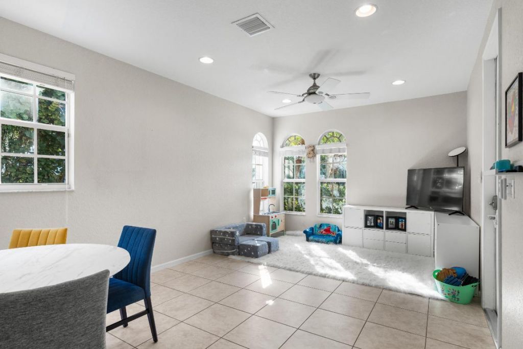 16169 Poppyseed Circle, Unit 606, Delray Beach, FL 33484 Photo