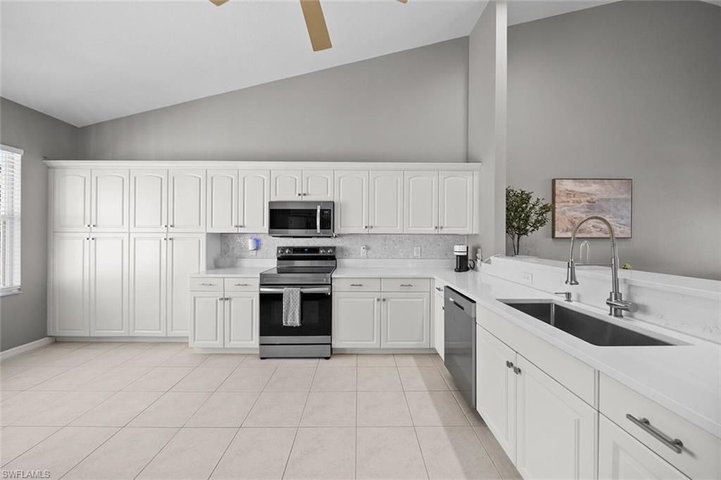 20060 Seagrove St, Unit 1807, Estero, FL 33928 Photo