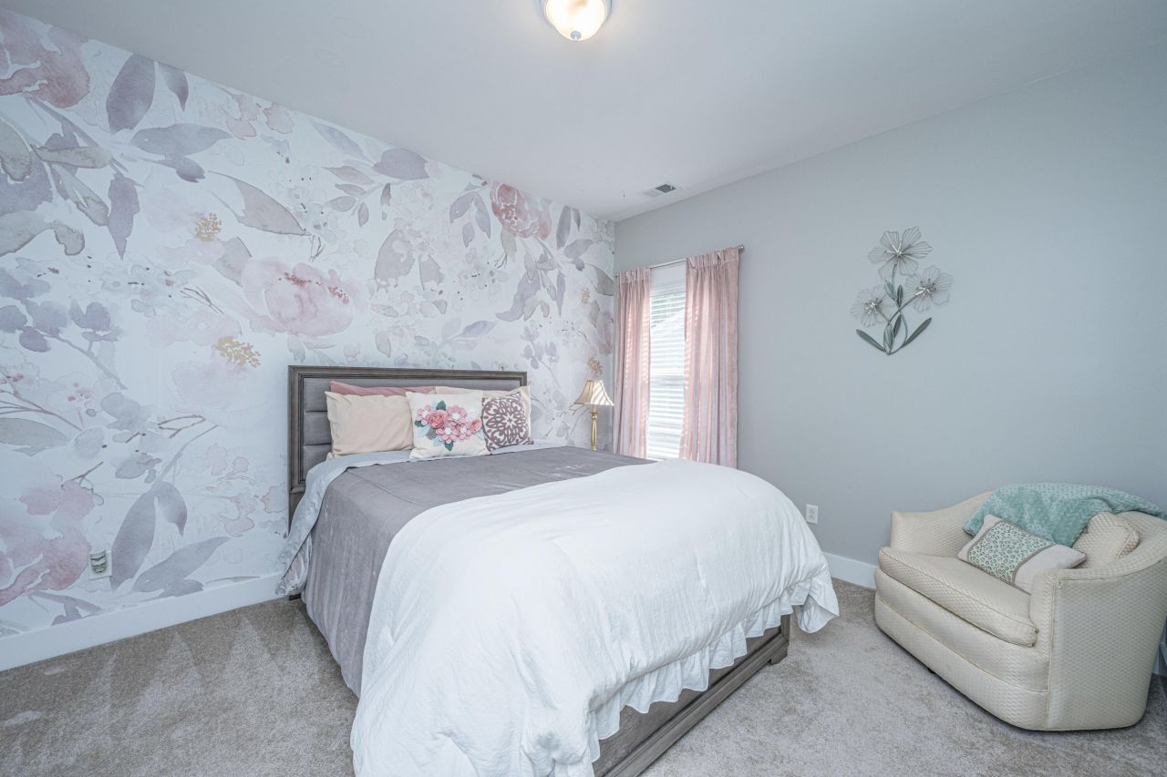 214 Warbler Way Photo 37