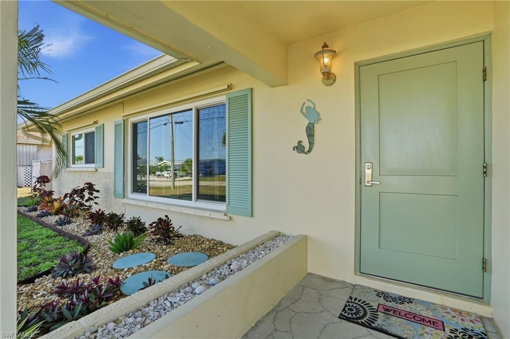 2821 Bruce St, Matlacha, FL 33993 Photo