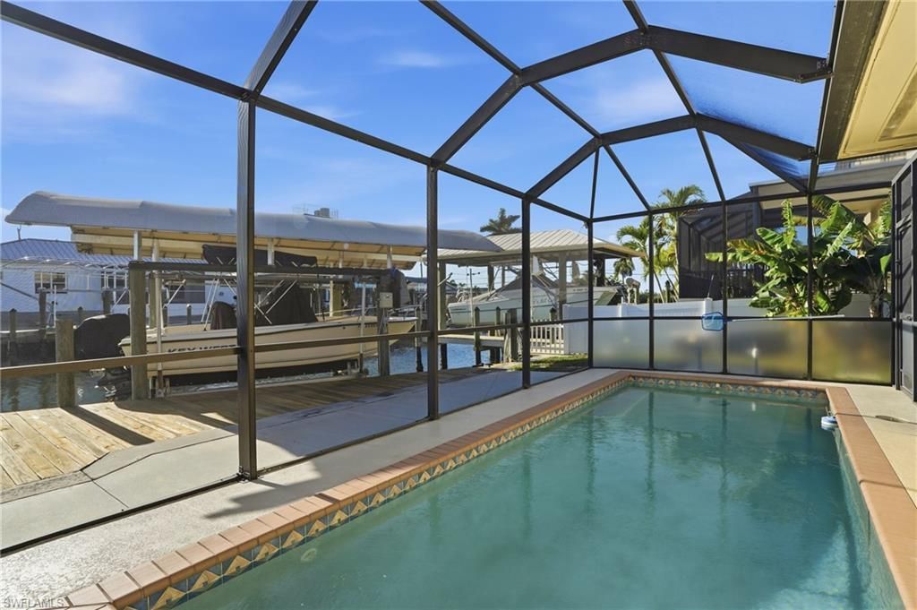 2821 Bruce St, Matlacha, FL 33993 Photo