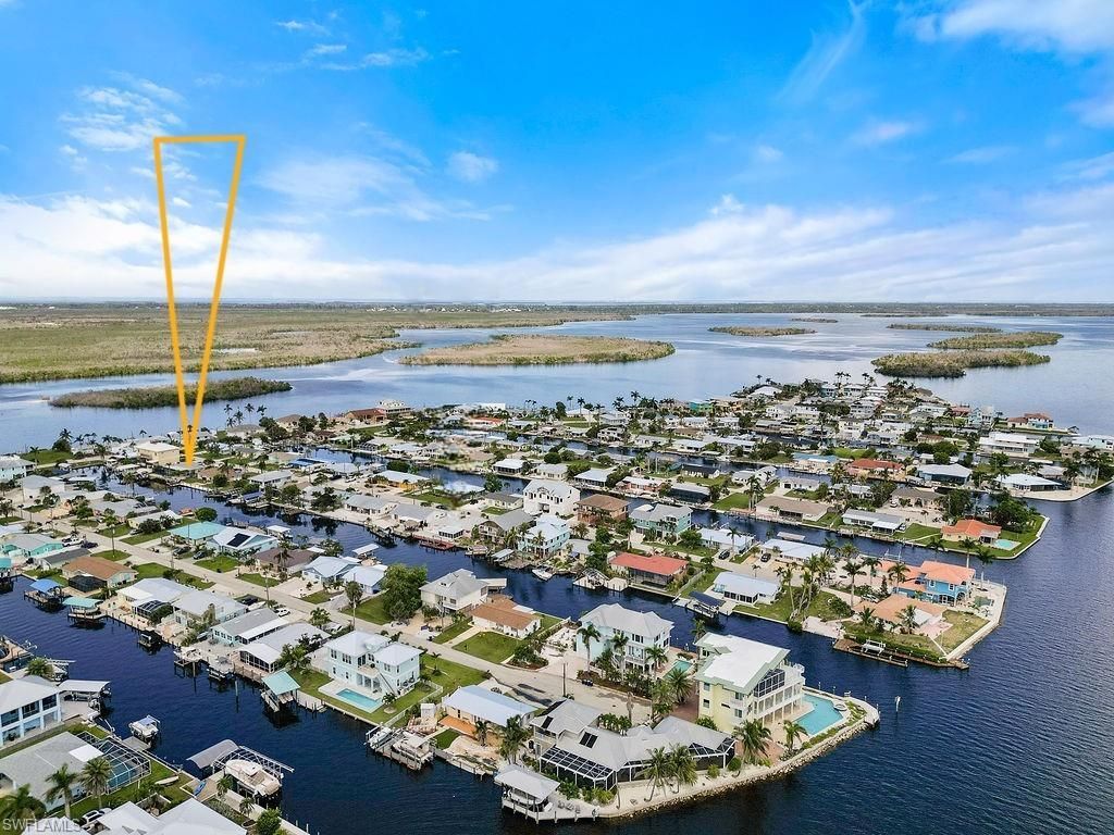 2821 Bruce St, Matlacha, FL 33993 Photo