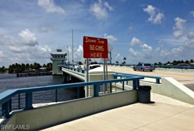 2821 Bruce St, Matlacha, FL 33993 Photo