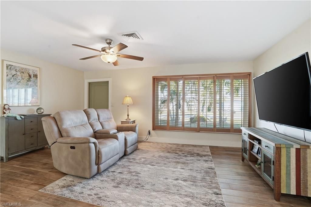 2821 Bruce St, Matlacha, FL 33993 Photo