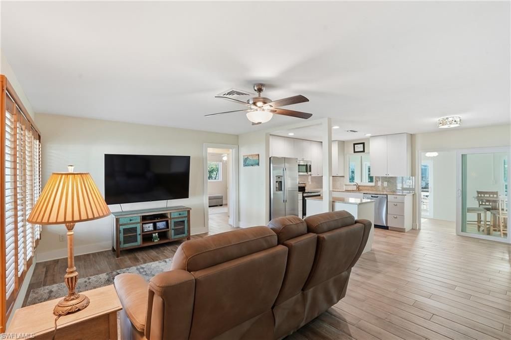 2821 Bruce St, Matlacha, FL 33993 Photo