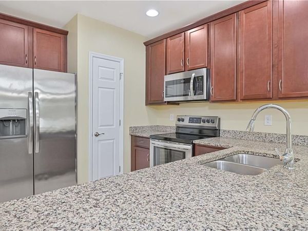 3739 Crofton CT, FORT MYERS, FL 33916