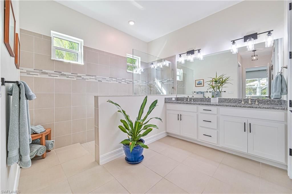 2070 Hickeys Creekside Dr, Alva, FL 33920 Photo