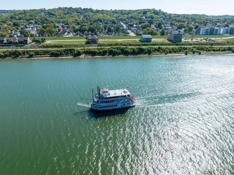 2200 Victory Parkway, Unit 2406, Cincinnati, OH 45206 Photo 11