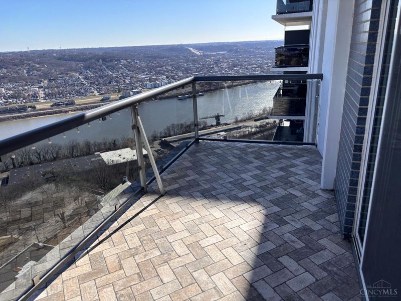 2200 Victory Parkway, Unit 2406, Cincinnati, OH 45206 Photo 9