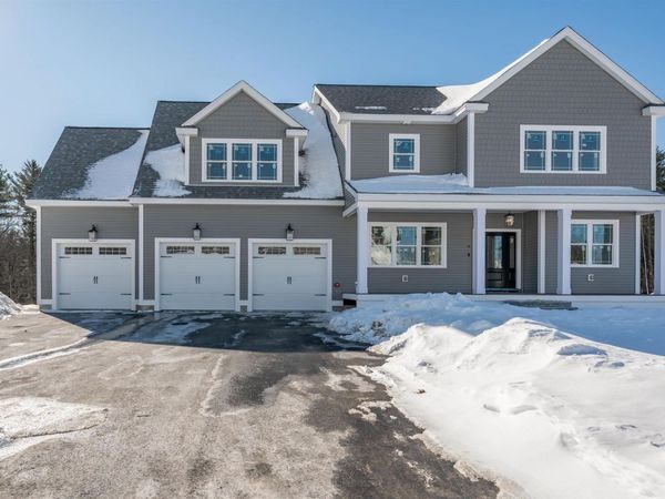 6 Newbury Road, Unit M18 B12-16 L7, Pelham, NH 03076