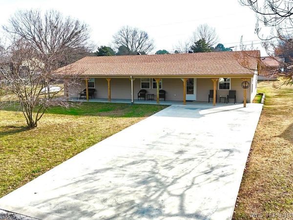 419124 E 1144 Road, Checotah, OK 74426