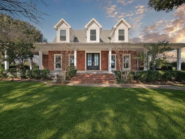 405 Chippendale Drive, Heath, TX 75032