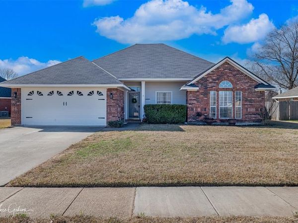 5782 Bayou Drive, Bossier City, LA 71112