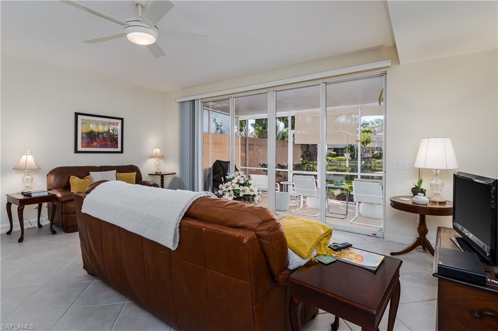 5353 Cove Cir, Naples, FL 34119 Photo