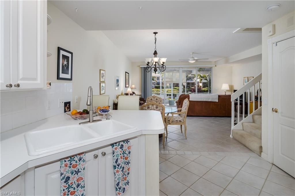 5353 Cove Cir, Naples, FL 34119 Photo