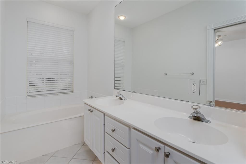 5353 Cove Cir, Naples, FL 34119 Photo