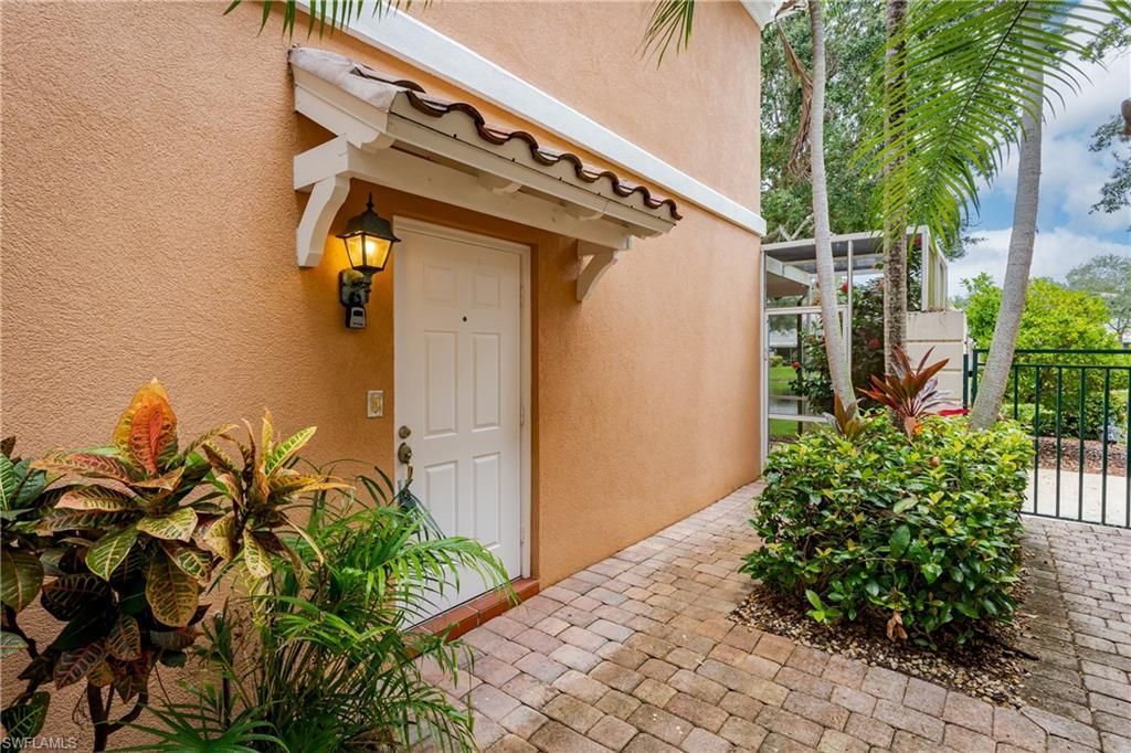 5353 Cove Cir, Naples, FL 34119 Photo