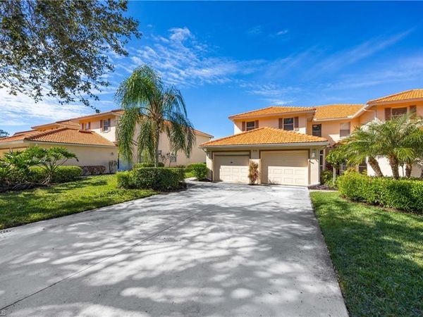 290 Robin Hood CIR, Unit 201, NAPLES, FL 34104