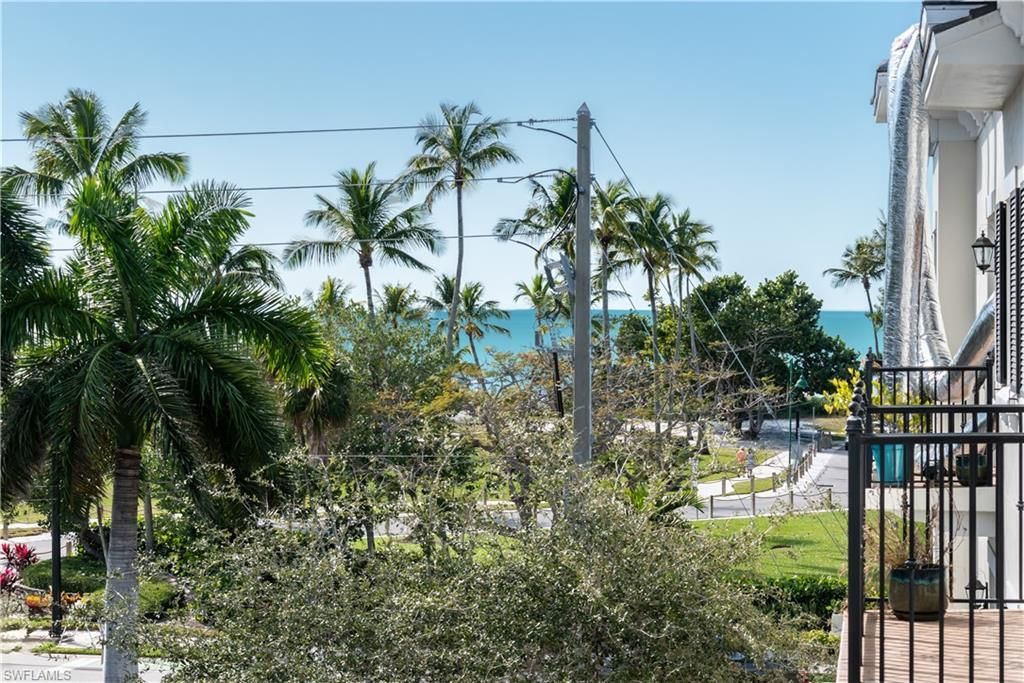 1400 Gulf Shore Blvd N, Unit 307, Naples, FL 34102 Photo