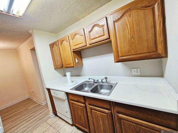 4518 Y A Tittle Ave, Unit #9, Baton Rouge, LA 70820