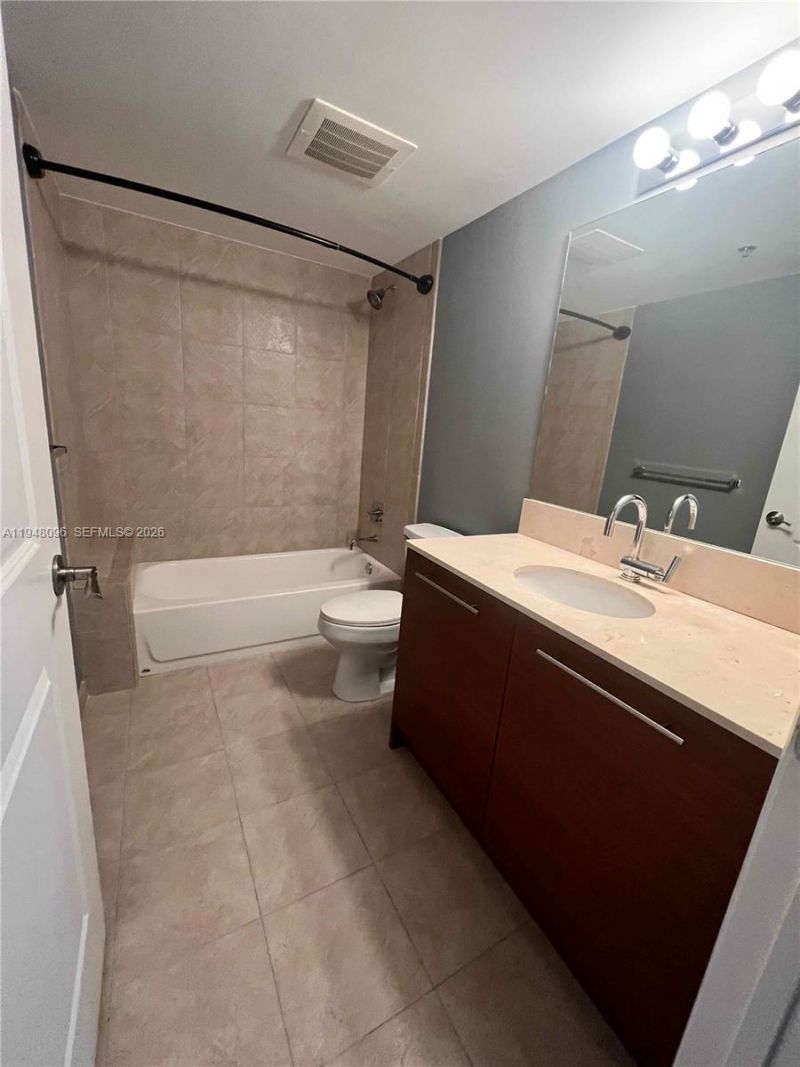 2641 N Flamingo Rd, Unit 1701N, Sunrise, FL 33323 Photo