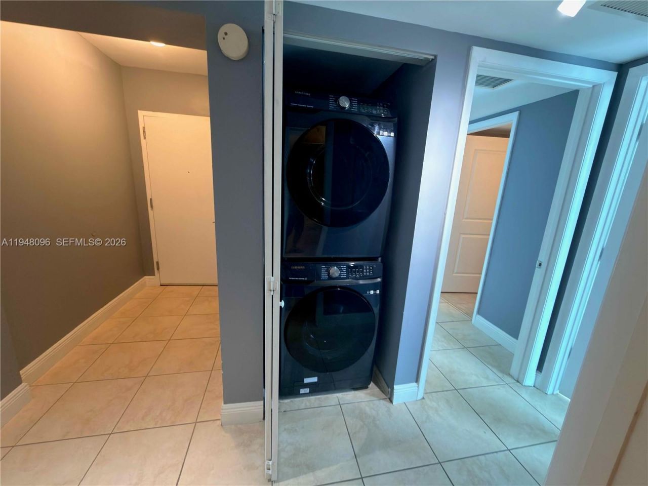 2641 N Flamingo Rd, Unit 1701N, Sunrise, FL 33323 Photo