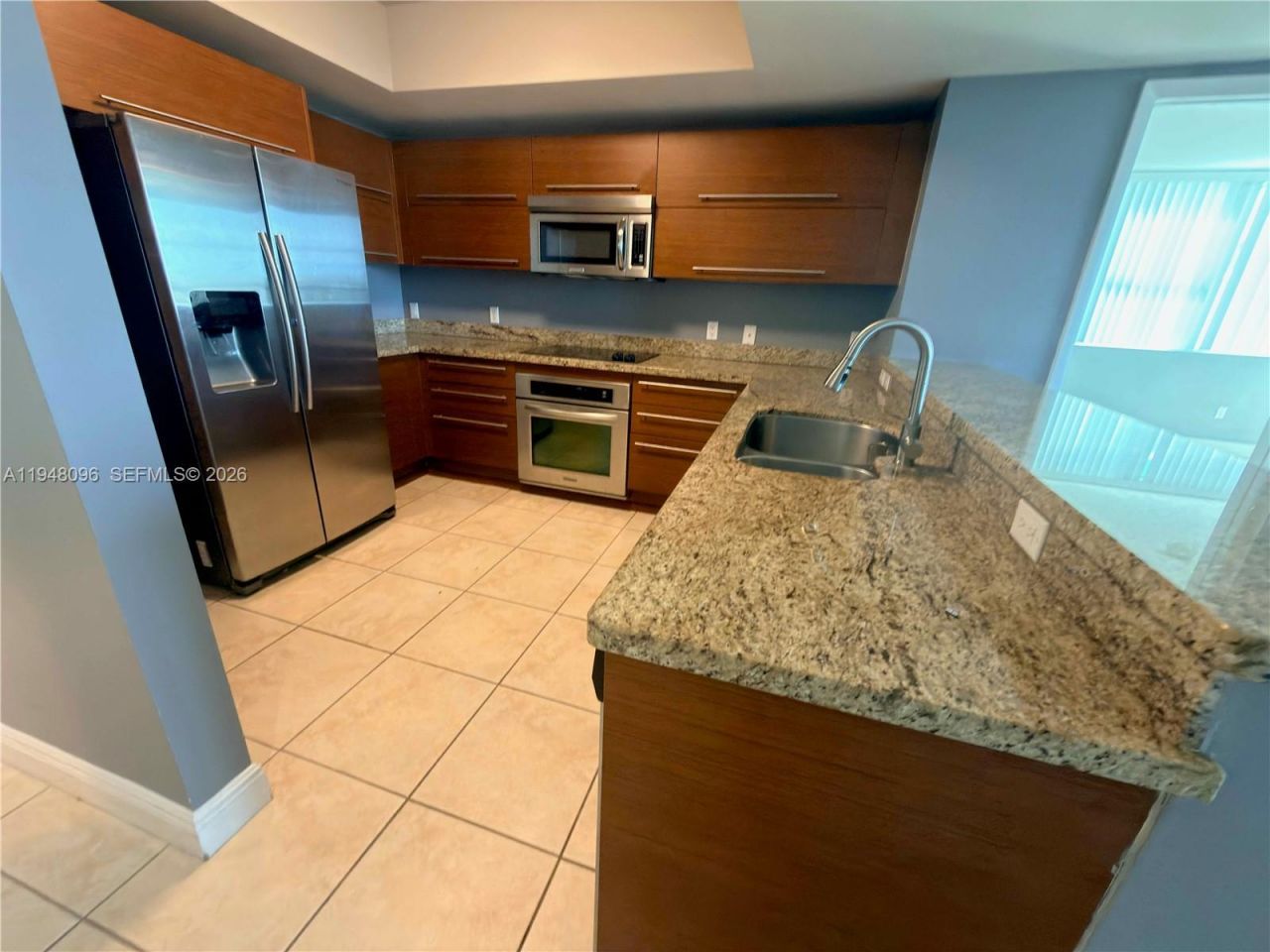 2641 N Flamingo Rd, Unit 1701N, Sunrise, FL 33323 Photo