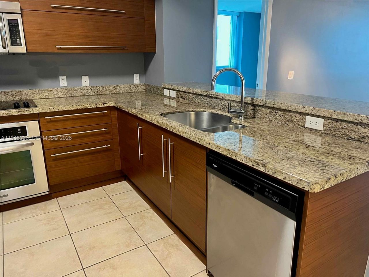 2641 N Flamingo Rd, Unit 1701N, Sunrise, FL 33323 Photo
