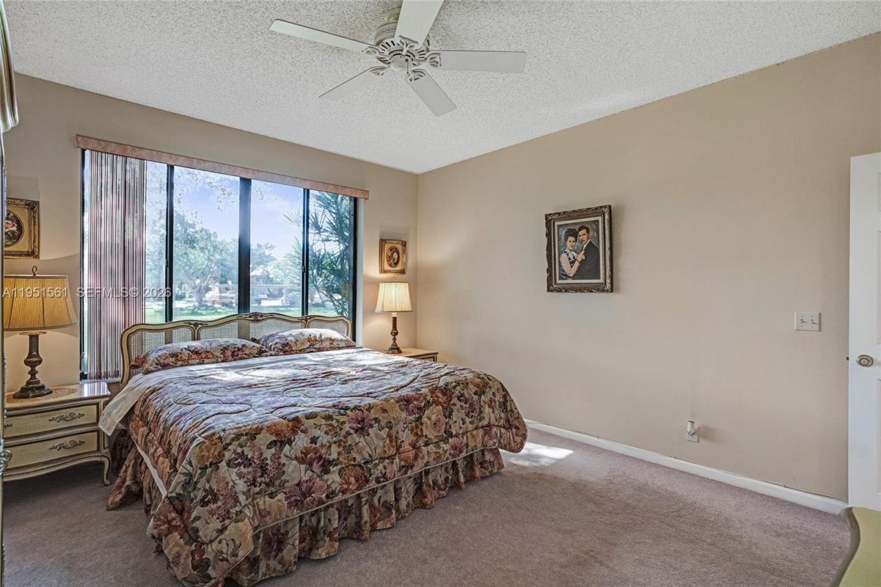 10530 NW 10th St, Unit B-125, Plantation, FL 33322 Photo