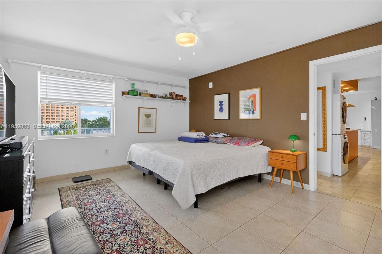 801 Meridian Ave, Unit PHB, Miami Beach, FL 33139 Photo