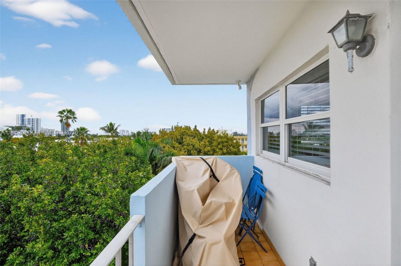 801 Meridian Ave, Unit PHB, Miami Beach, FL 33139 Photo