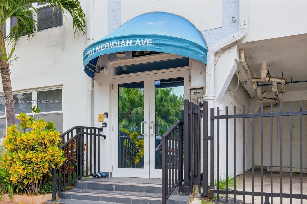 801 Meridian Ave, Unit PHB, Miami Beach, FL 33139 Photo