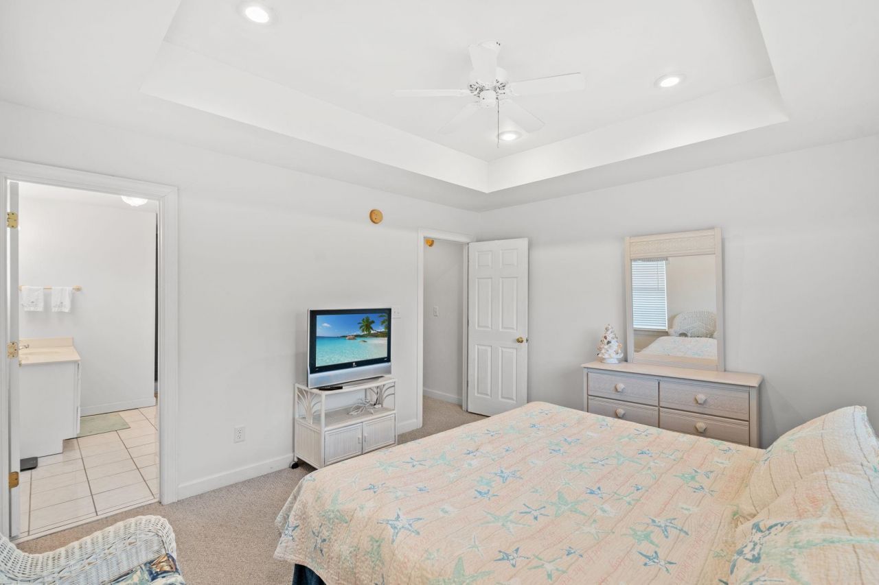 119 B 9th Ave. N Photo 13