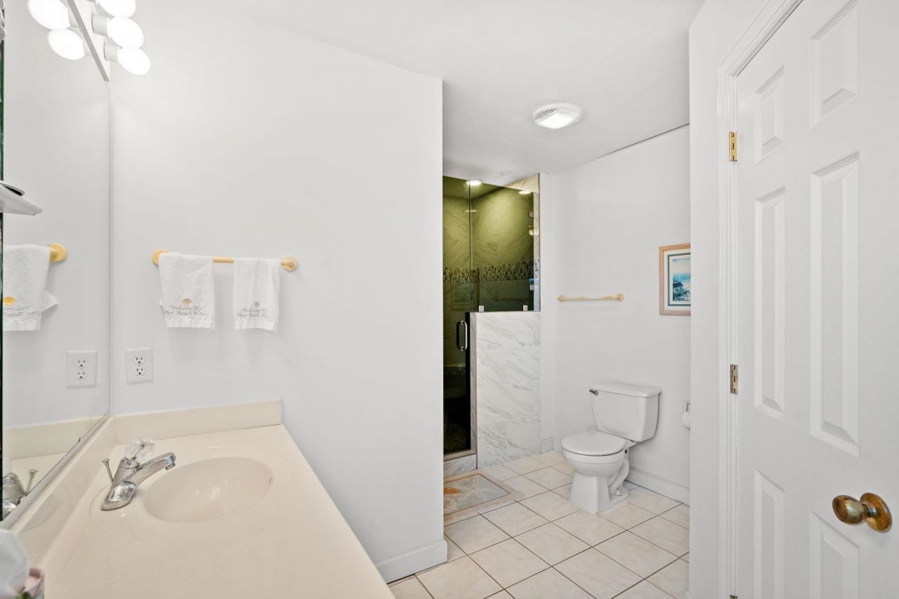 119 B 9th Ave. N Photo 14