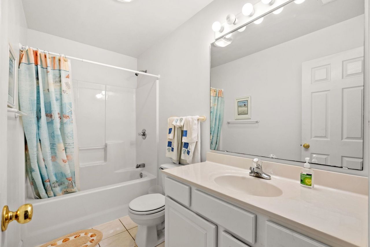 119 B 9th Ave. N Photo 24