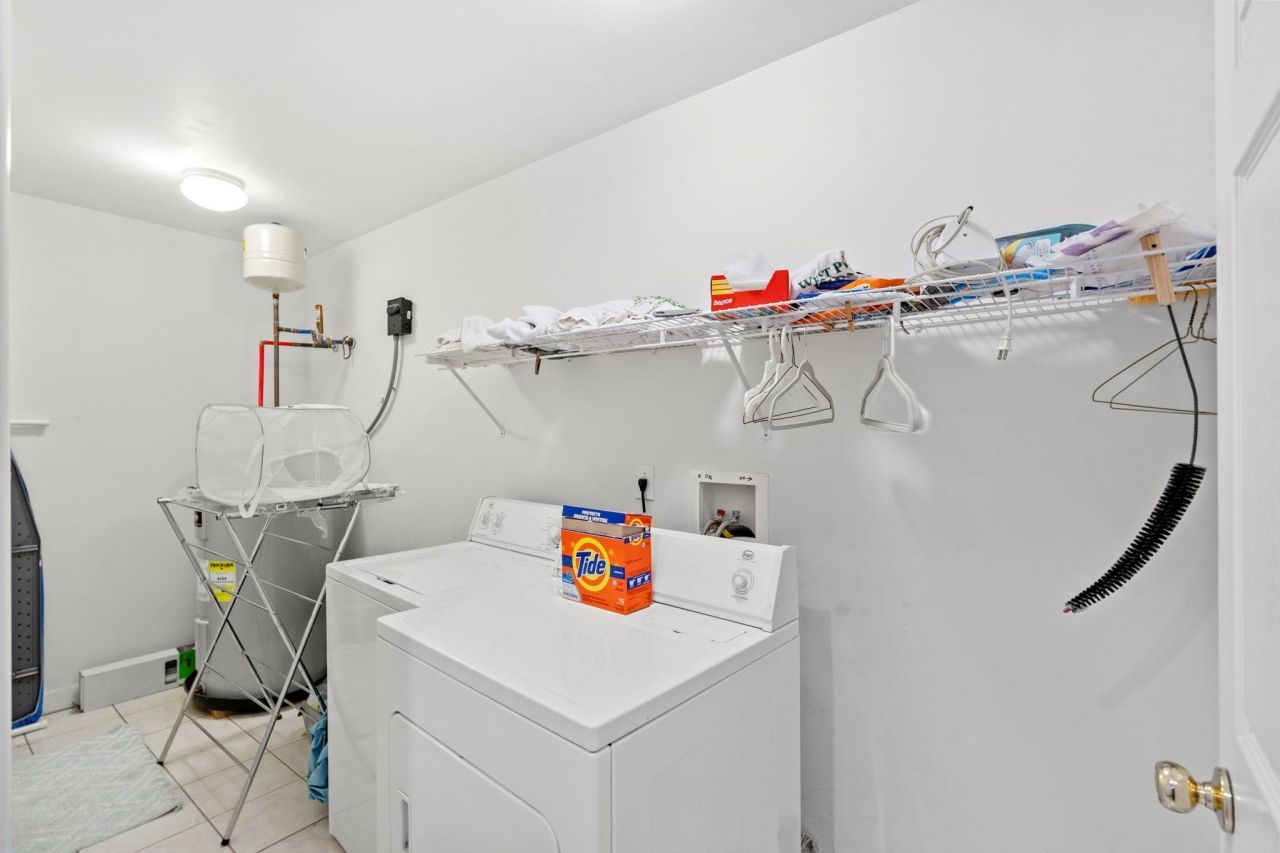 119 B 9th Ave. N Photo 27