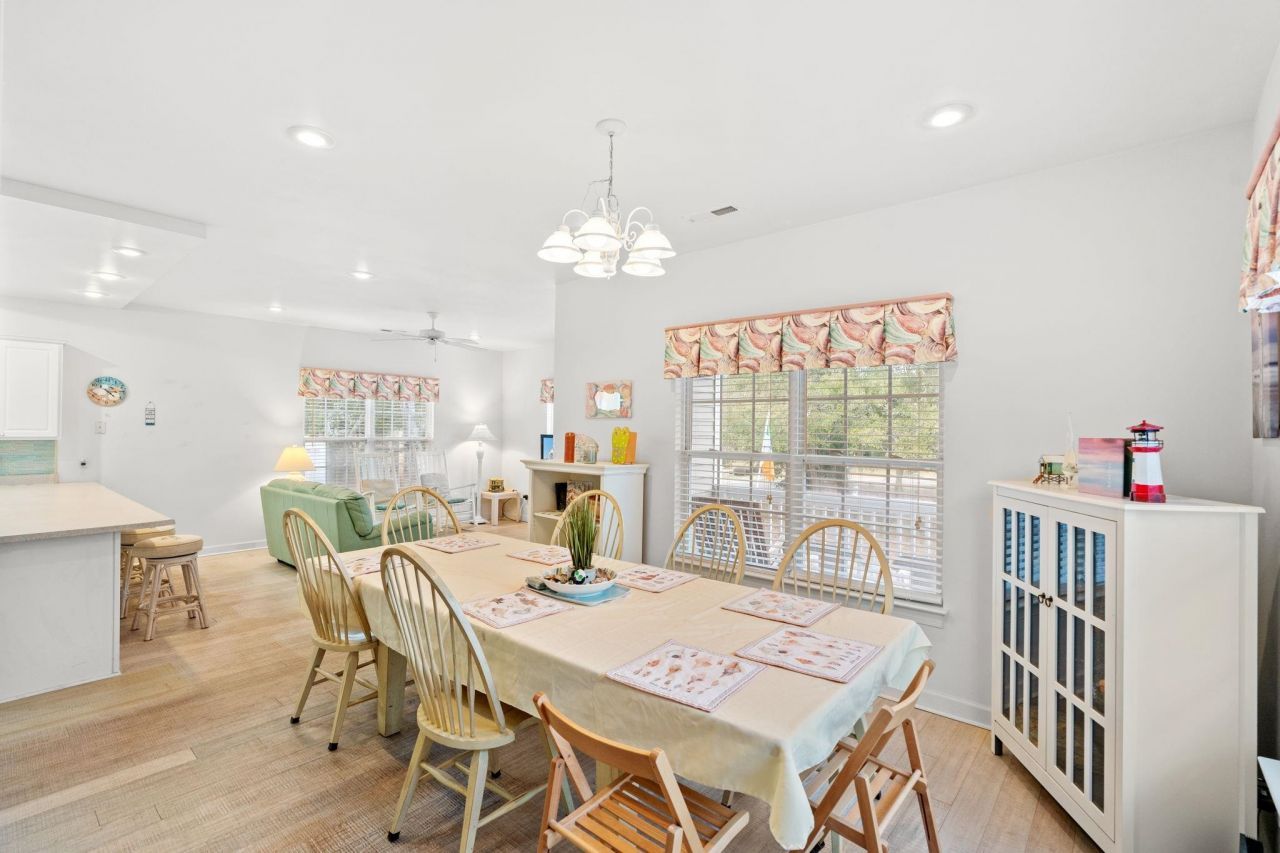 119 B 9th Ave. N Photo 8