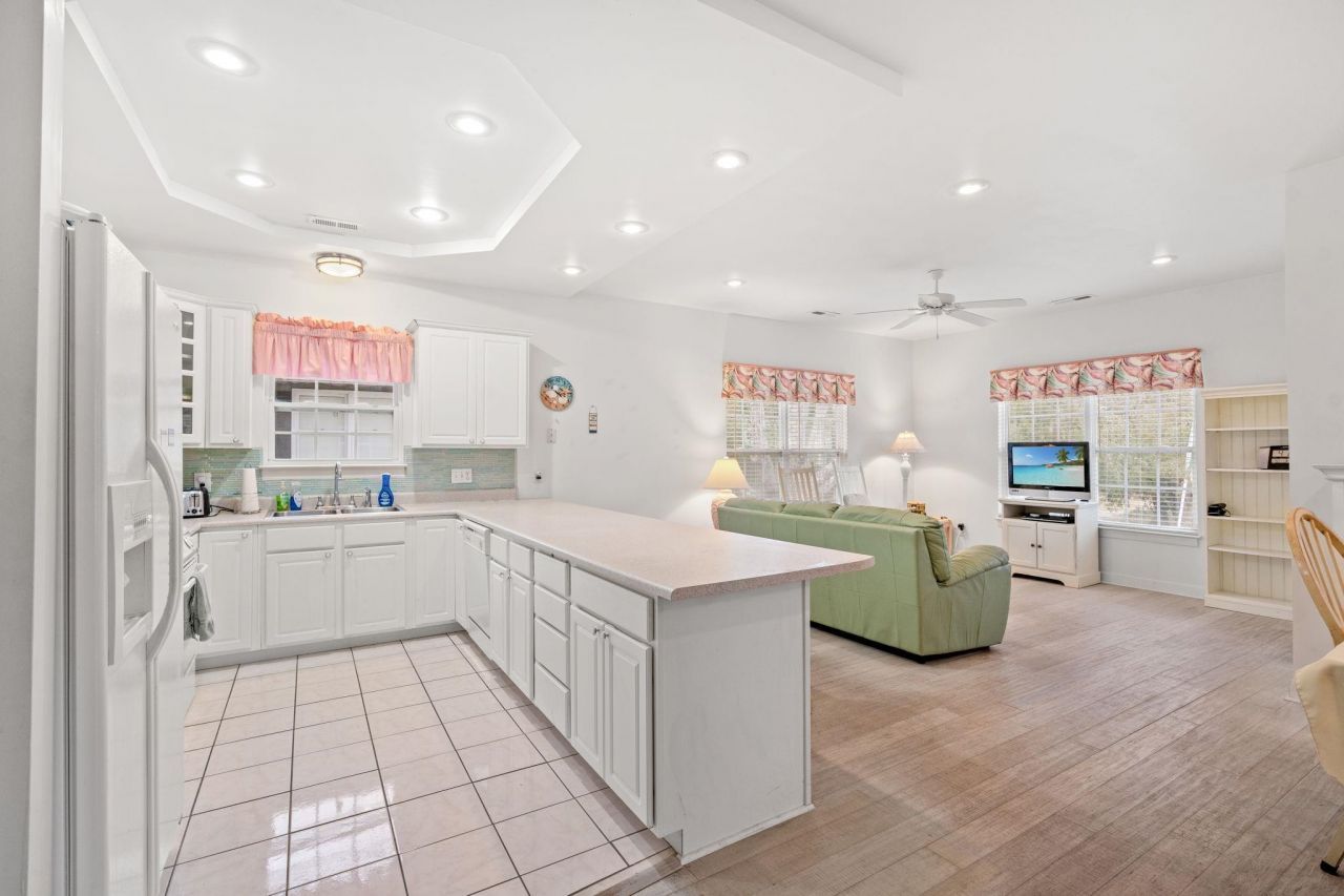 119 B 9th Ave. N Photo 9