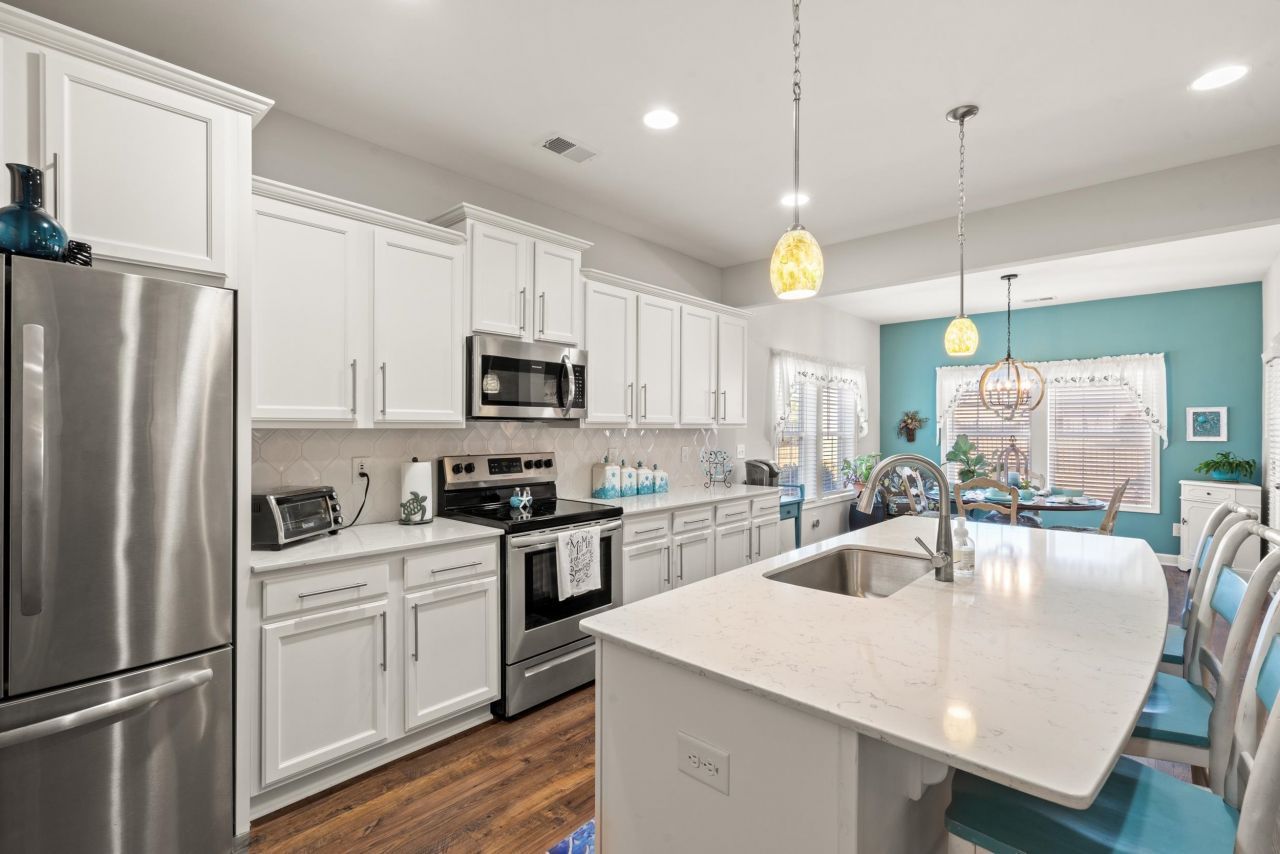 172 Board Landing Circle Photo 10