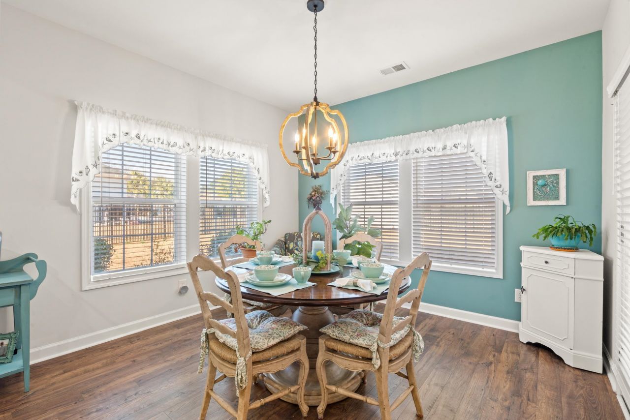 172 Board Landing Circle Photo 11