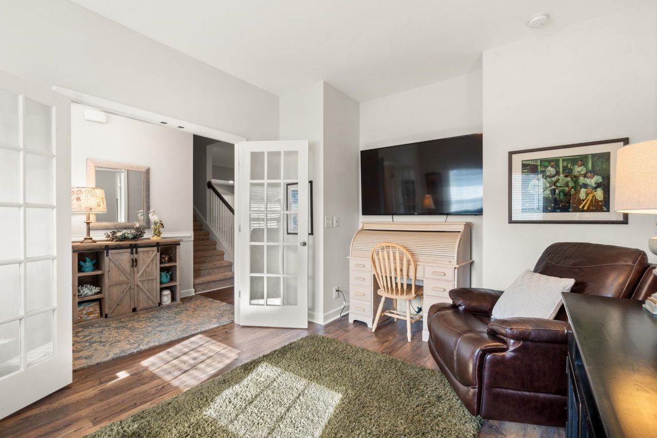 172 Board Landing Circle Photo 20